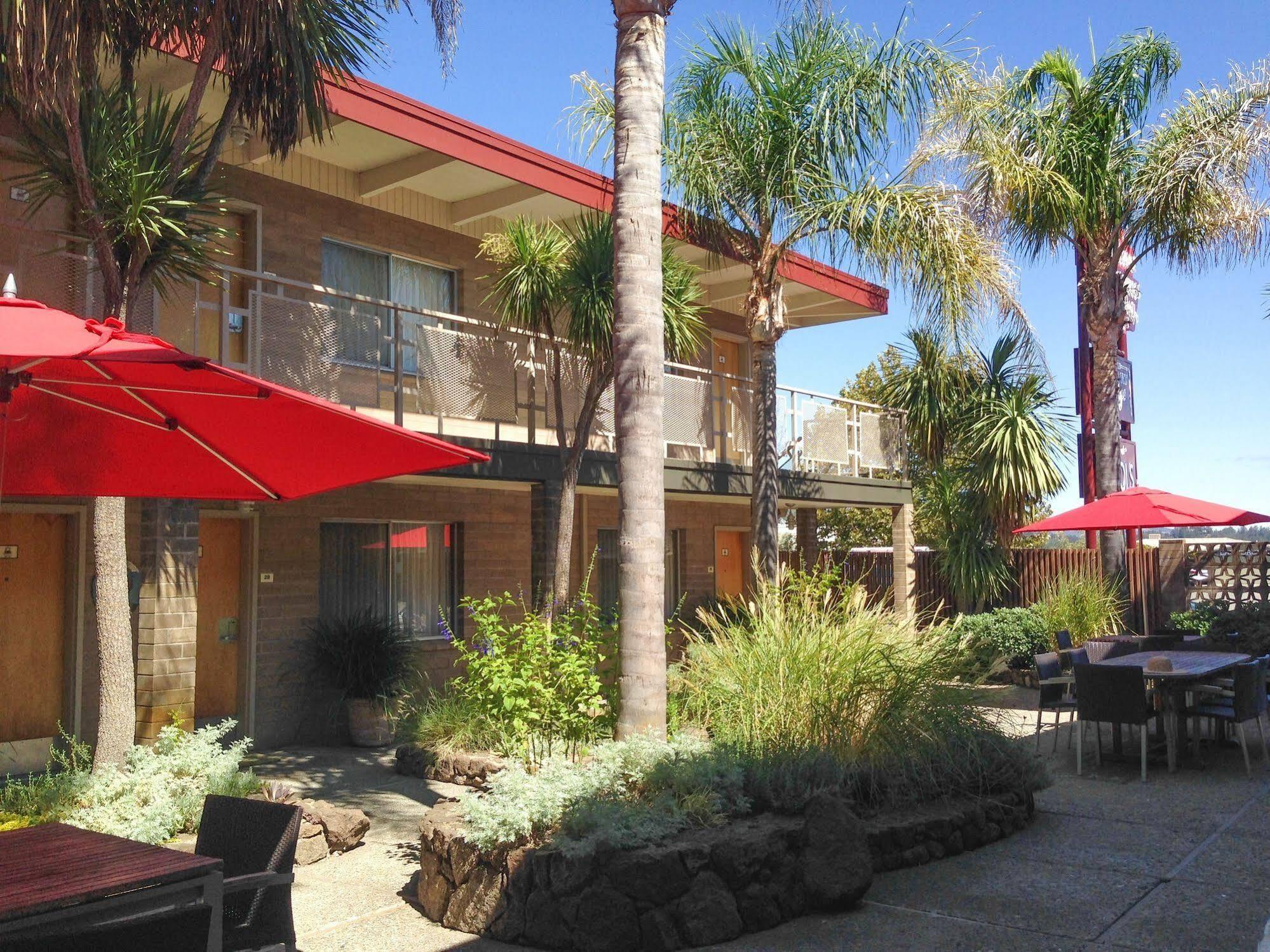 Dr Wilkinsons Backyard Resort And Mineral Springs A Member Of Design Hotels Calistoga Exteriör bild